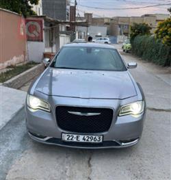 کرایسلەر 300